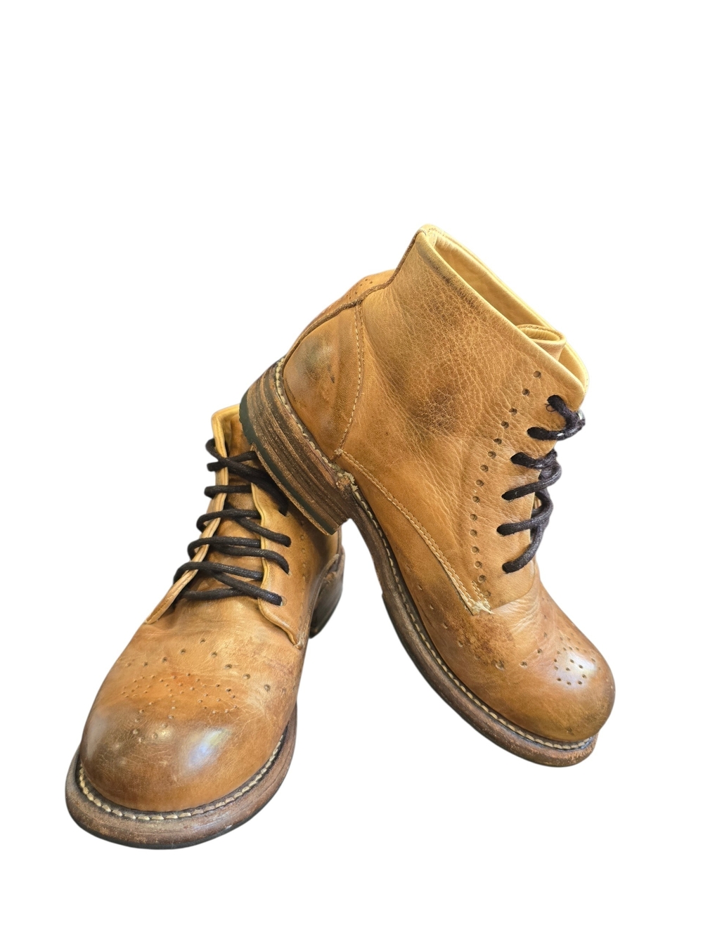 BED|STU Women's Size 6.5 Quatro Tan Leather Chukka Boots with Dark Laces